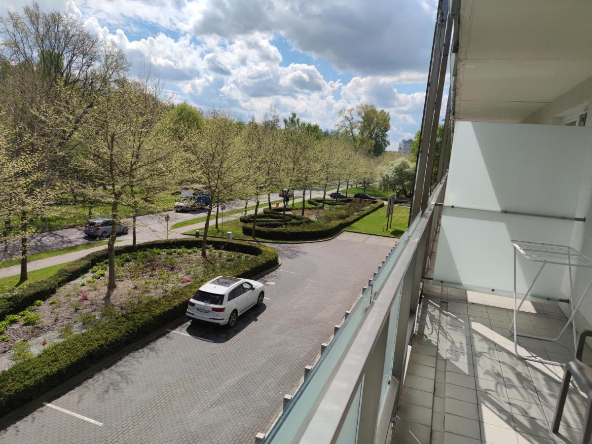 Apartament Przy Hotelu Aquarius Kołobrzeg Exterior foto