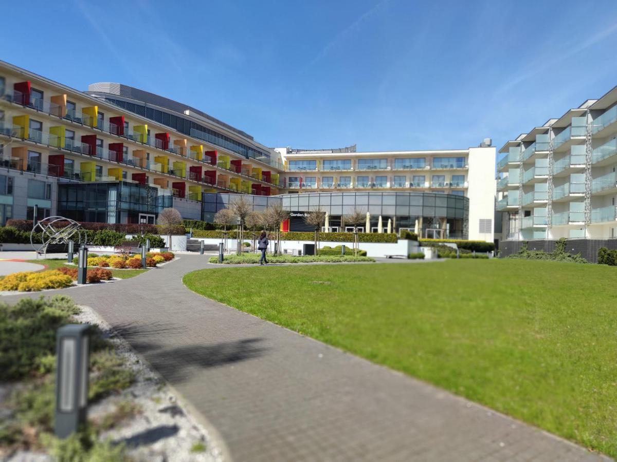 Apartament Przy Hotelu Aquarius Kołobrzeg Exterior foto