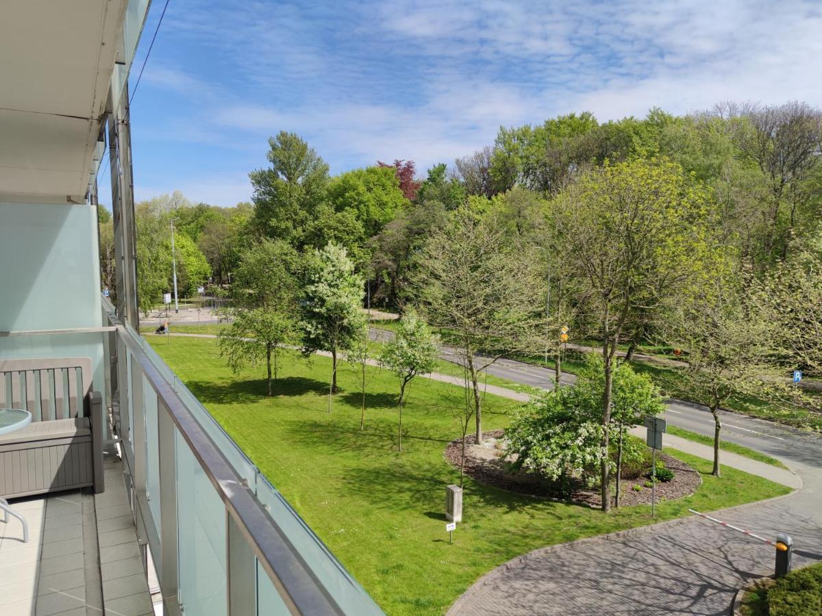 Apartament Przy Hotelu Aquarius Kołobrzeg Exterior foto